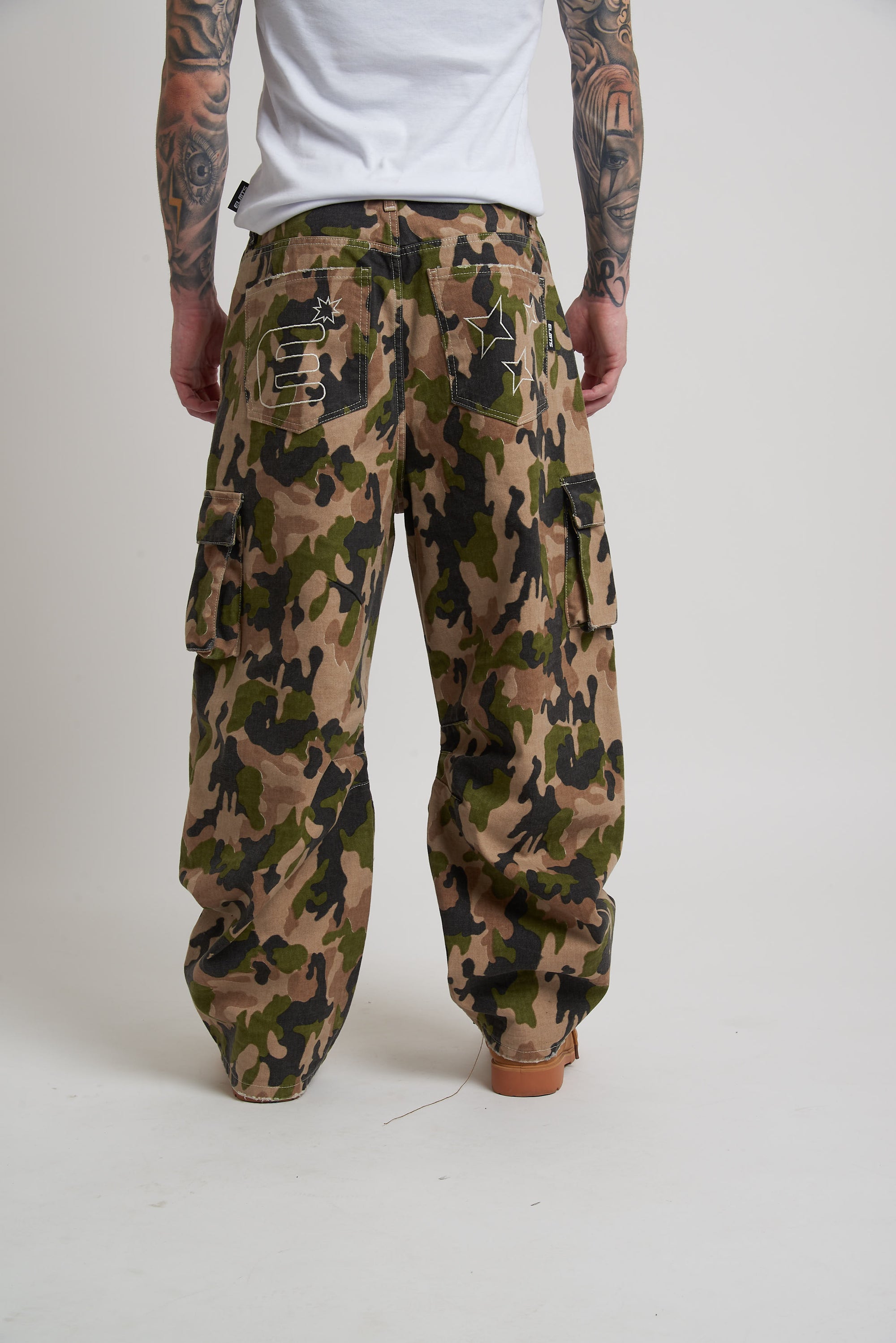 RECON CARGO CAMO PANTS BAGGY