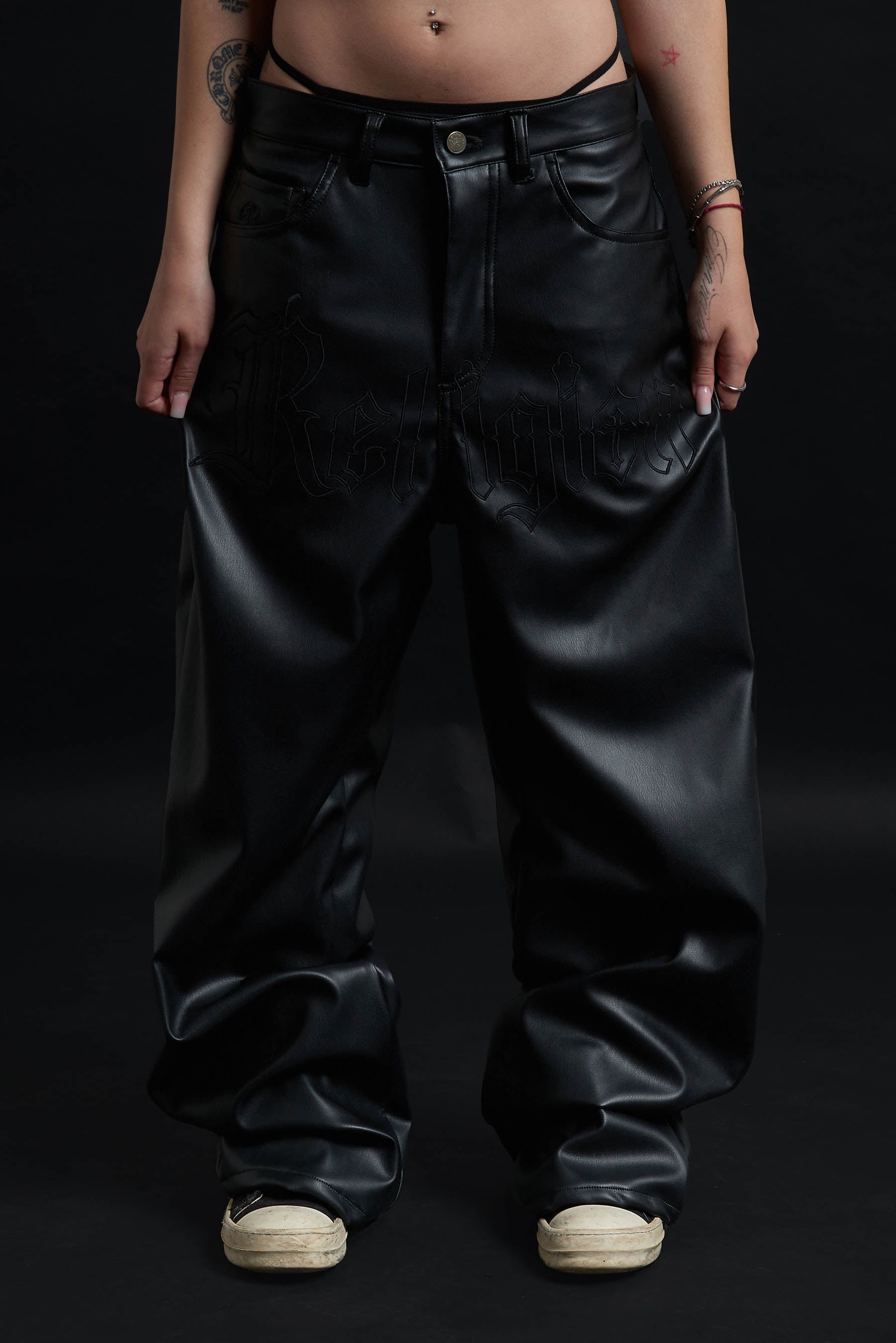 RELIC LEATHER BAGGY BLACK