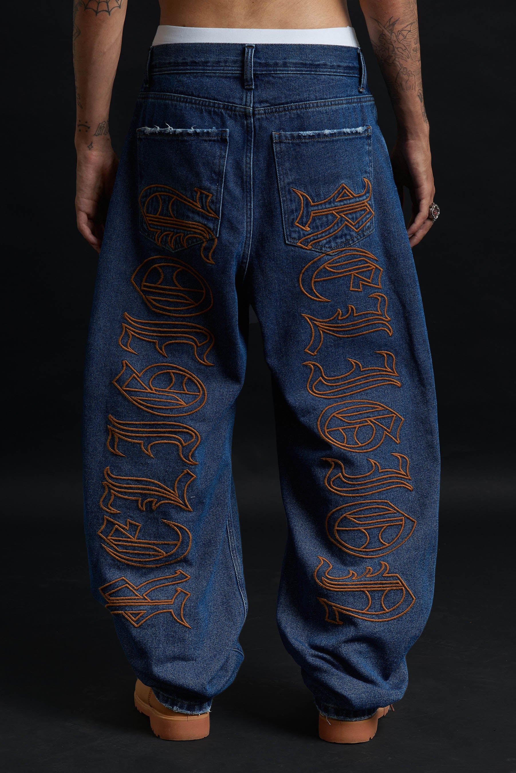 THORN BAGGY DENIM – BLUE CRIMSON