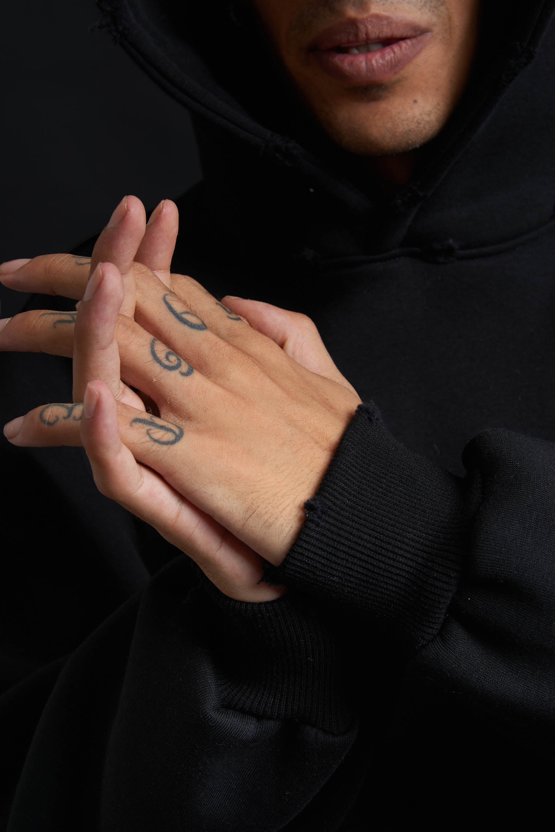 Hoodie Genesis Crop BLACK Destroyed