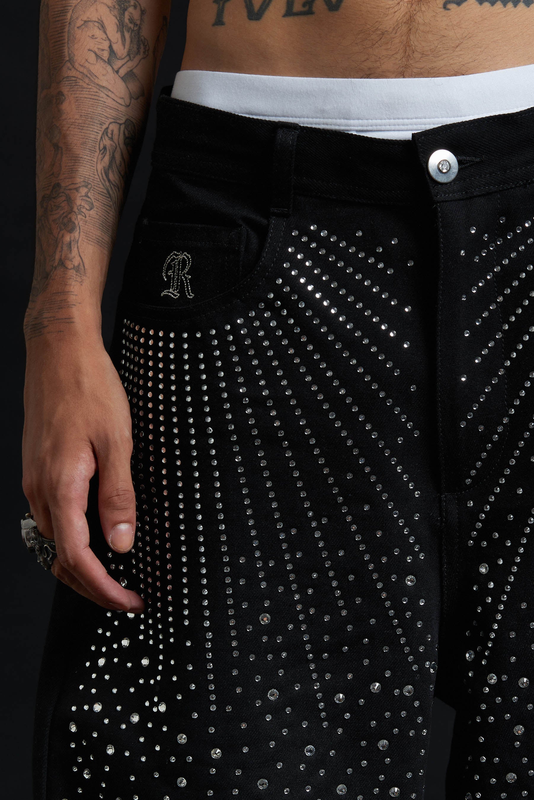 ECLIPSE RHINESTONE BAGGY BLACK