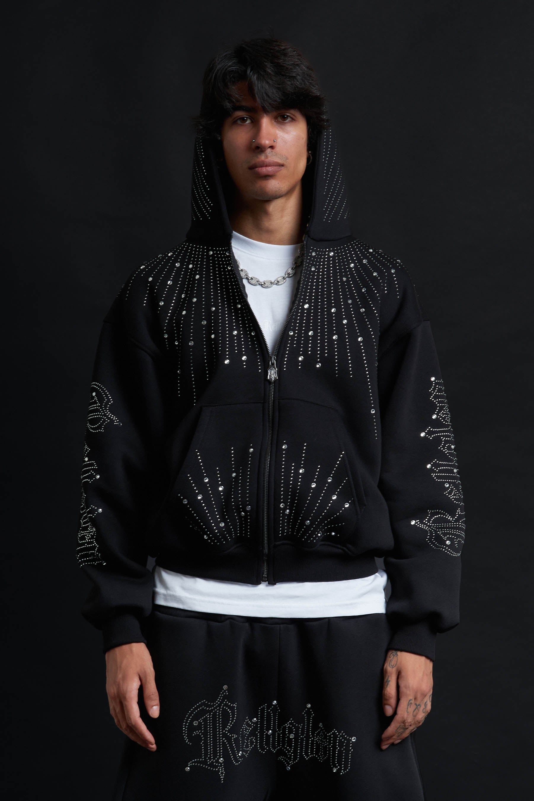 HOODIE RELIQUAR TOTAL BLACK CRYSTAL