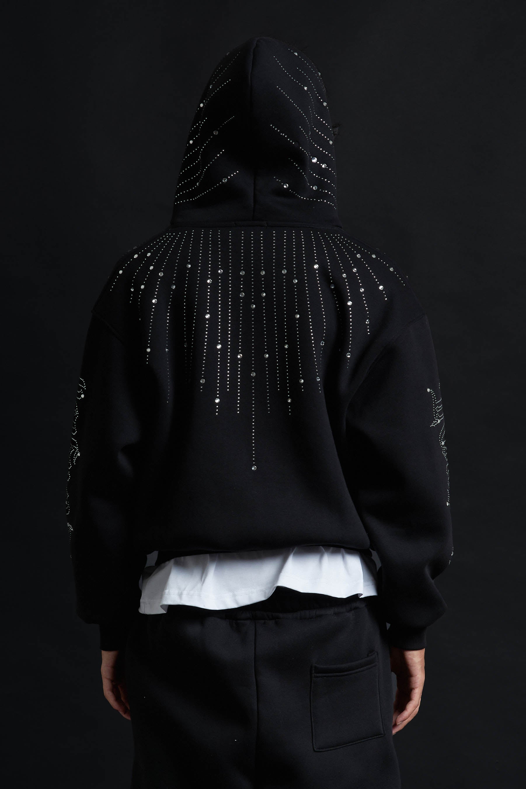 HOODIE RELIQUAR TOTAL BLACK CRYSTAL