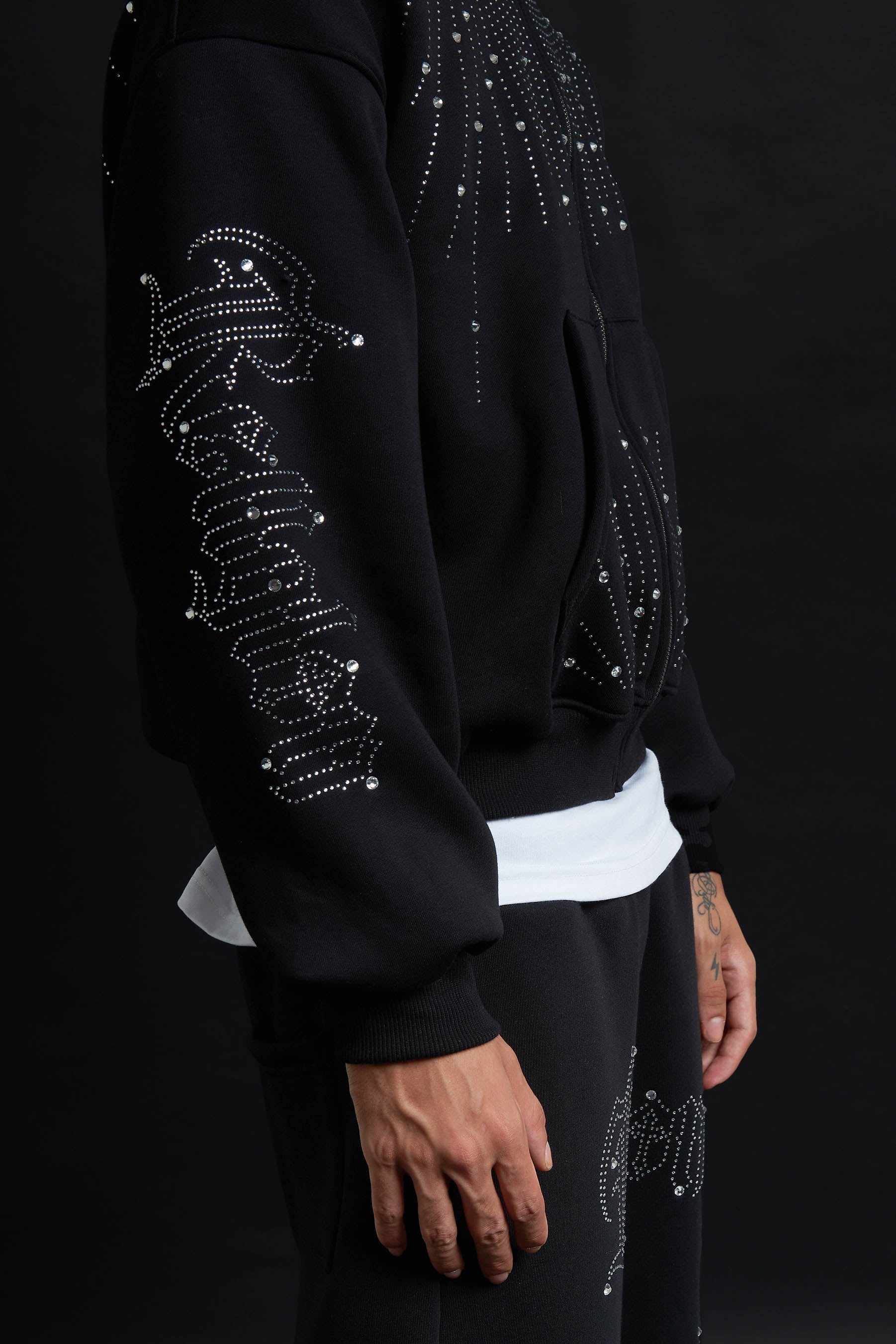 TRACK SUIT RELIQUAR TOTAL BLACK CRYSTAL