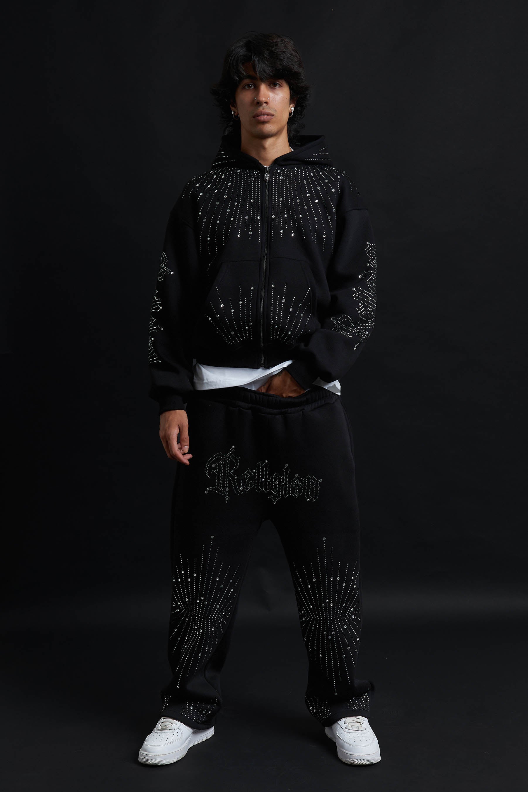 HOODIE RELIQUAR TOTAL BLACK CRYSTAL
