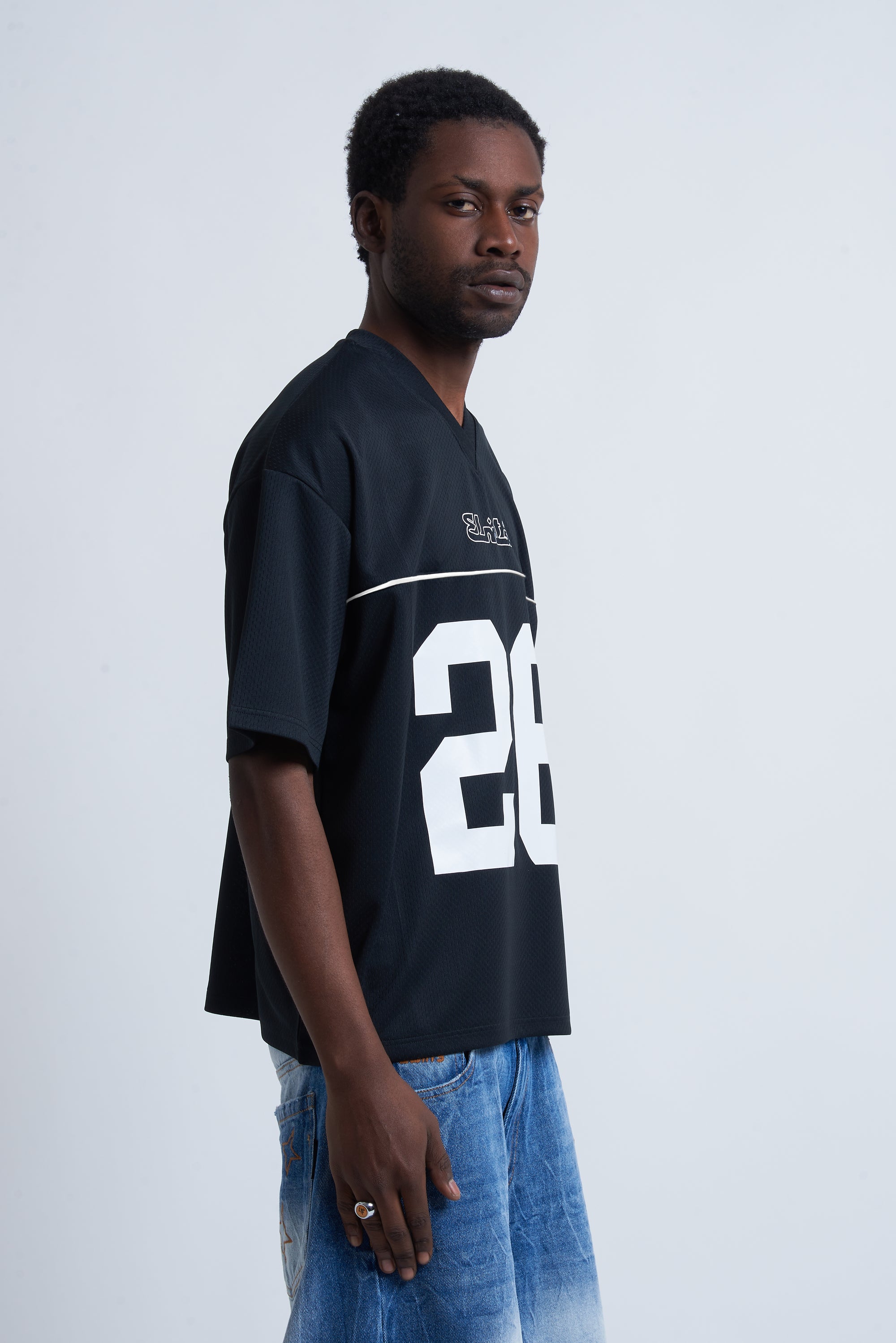 HOCKEY TEE ARABIC BLACK