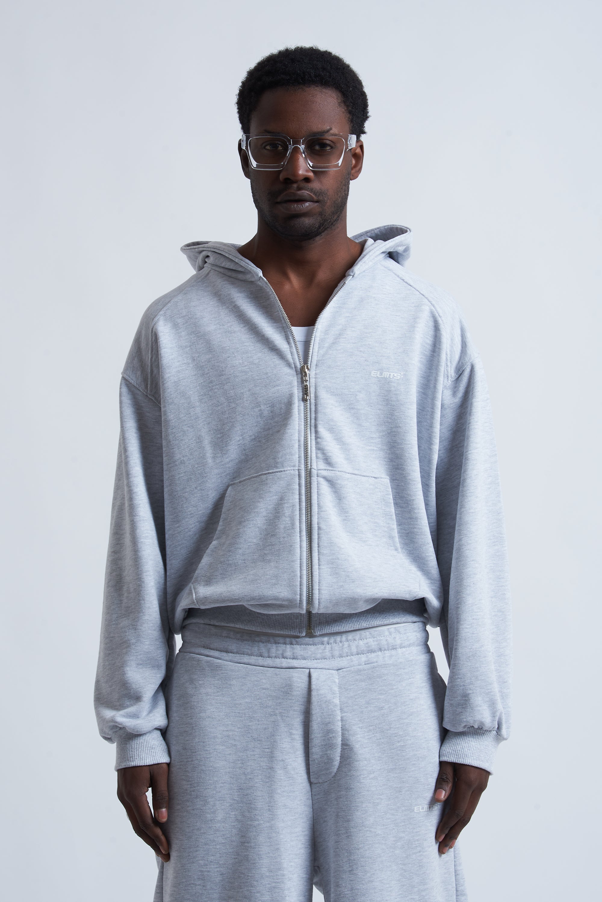 COMPLETO ESSENTIAL NIK