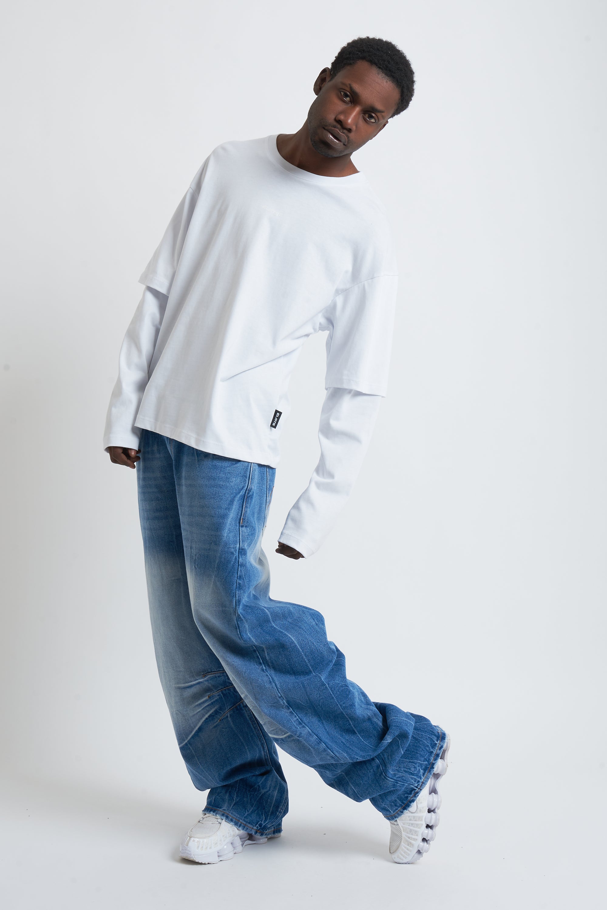 DOUBLE SLEEVE LOGO WHITE