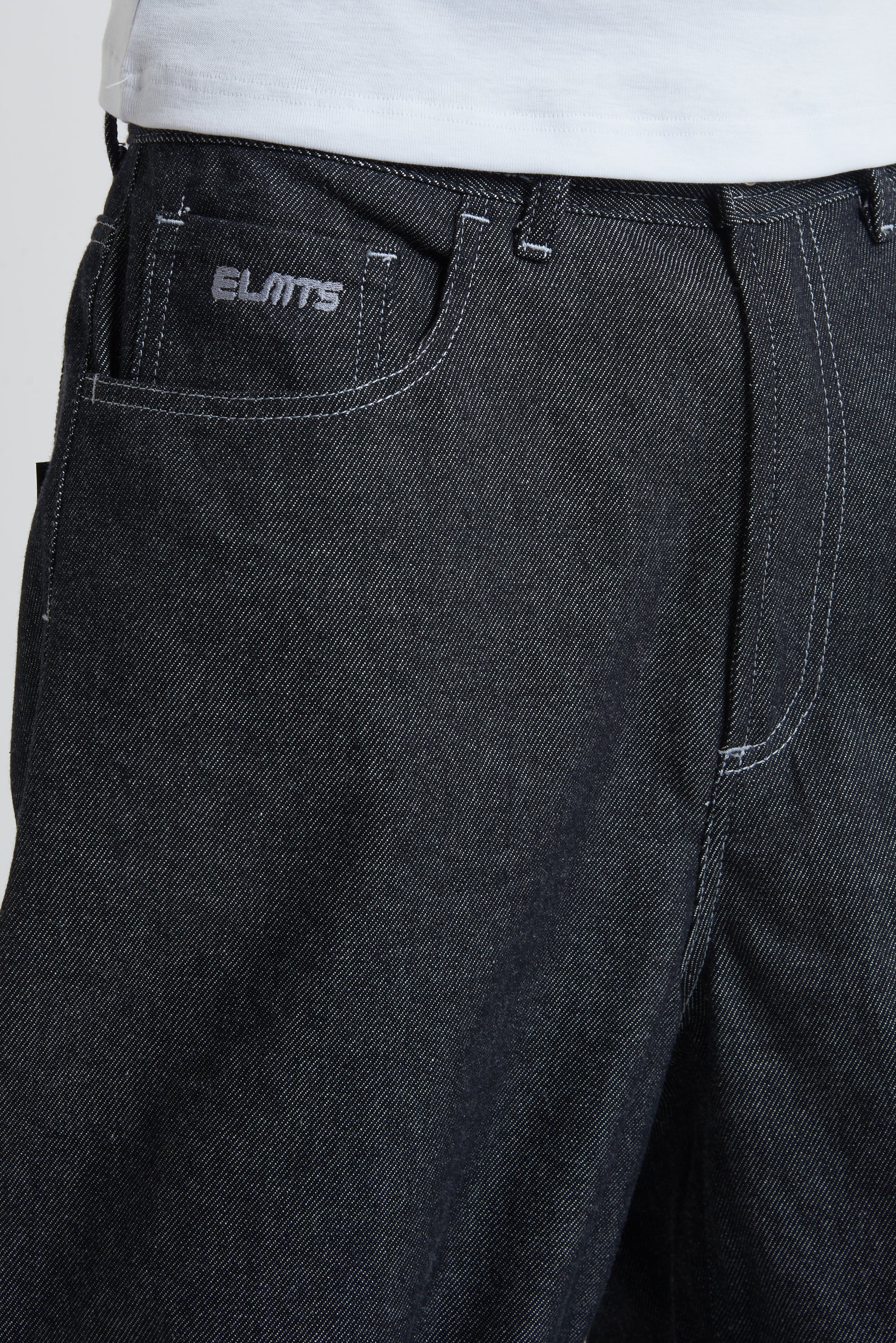 RAW DENIM BAGGY BLACK