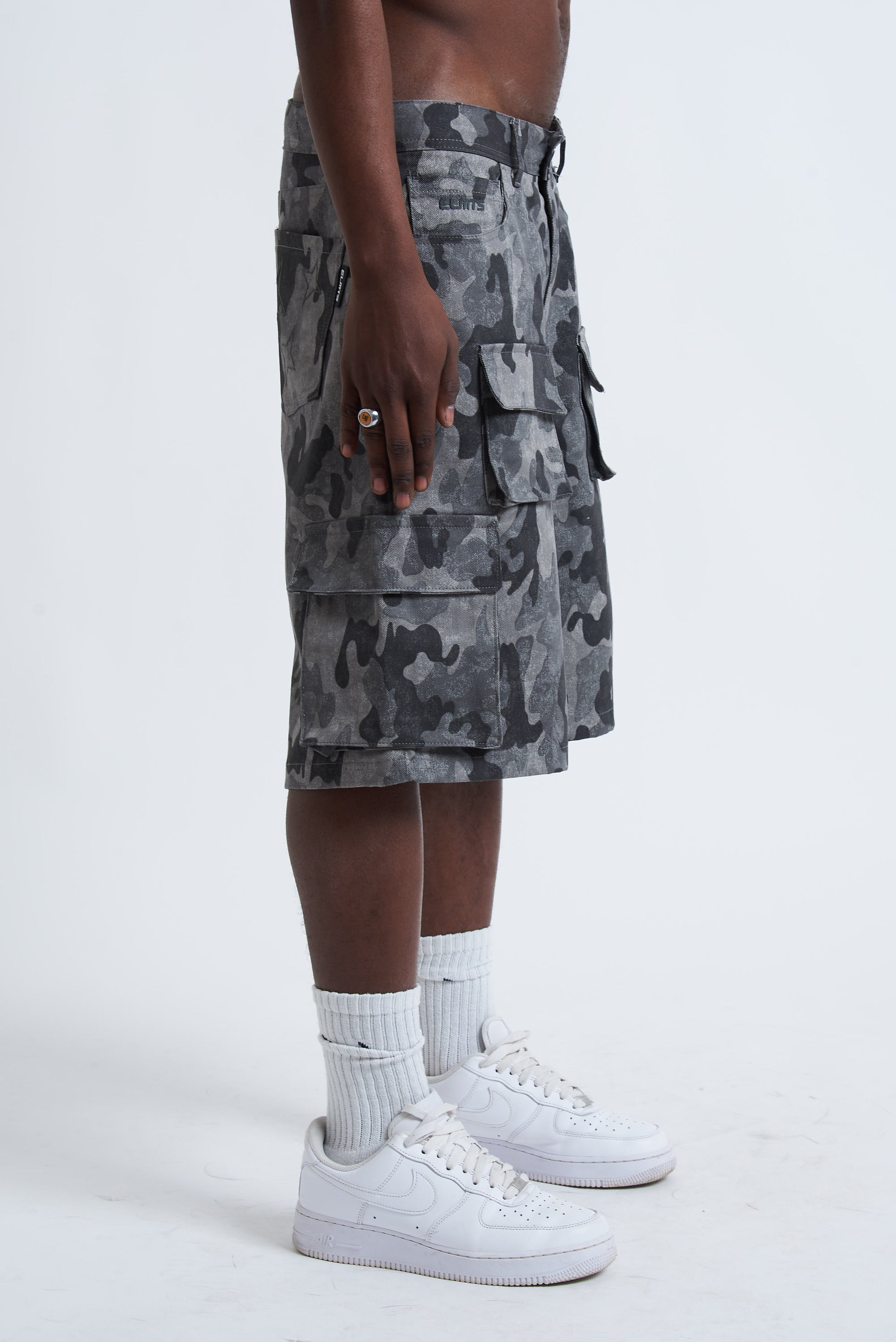 JORTS CARGO MILITARY BLACK