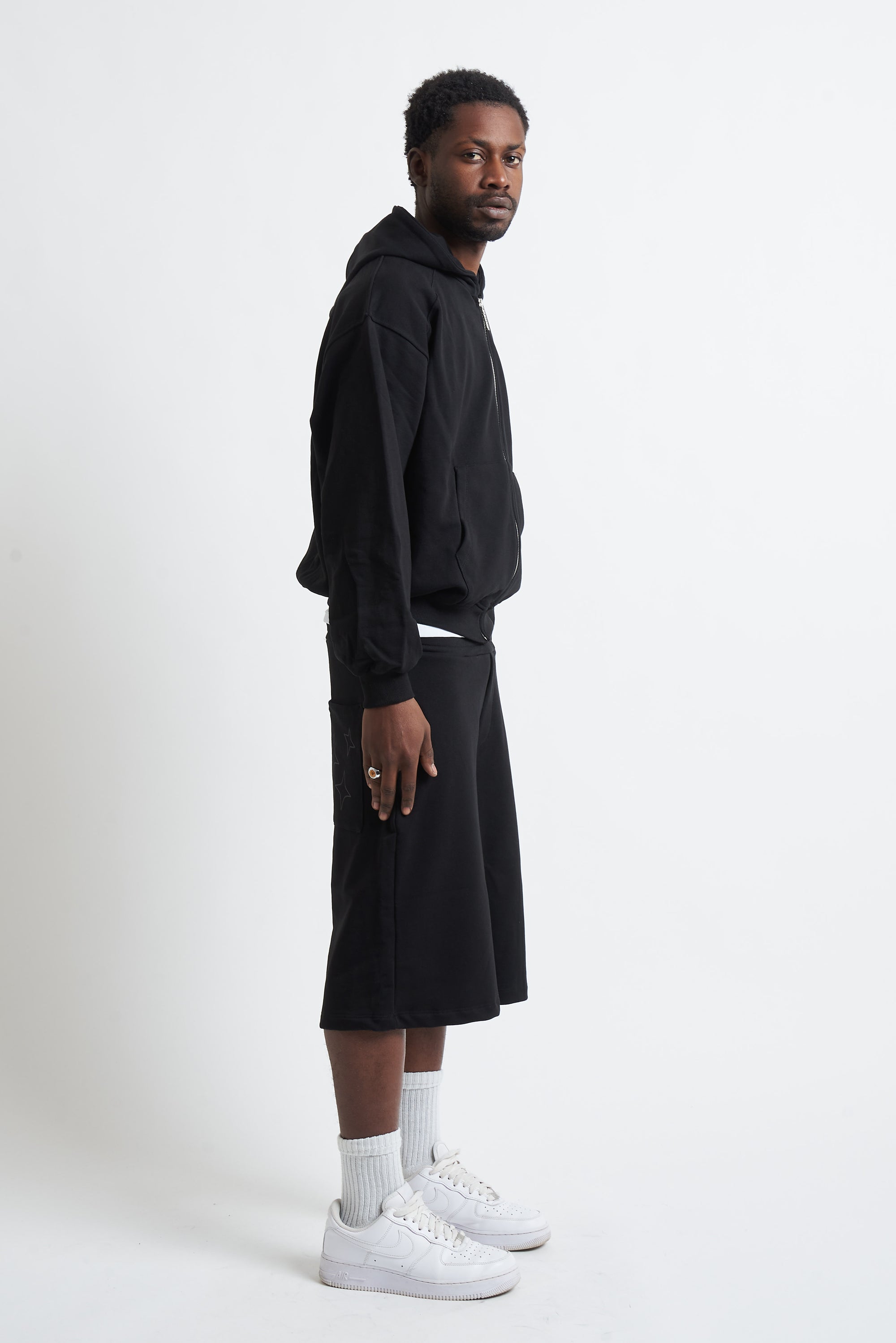 COMPLETO ESSENTIAL BLACK