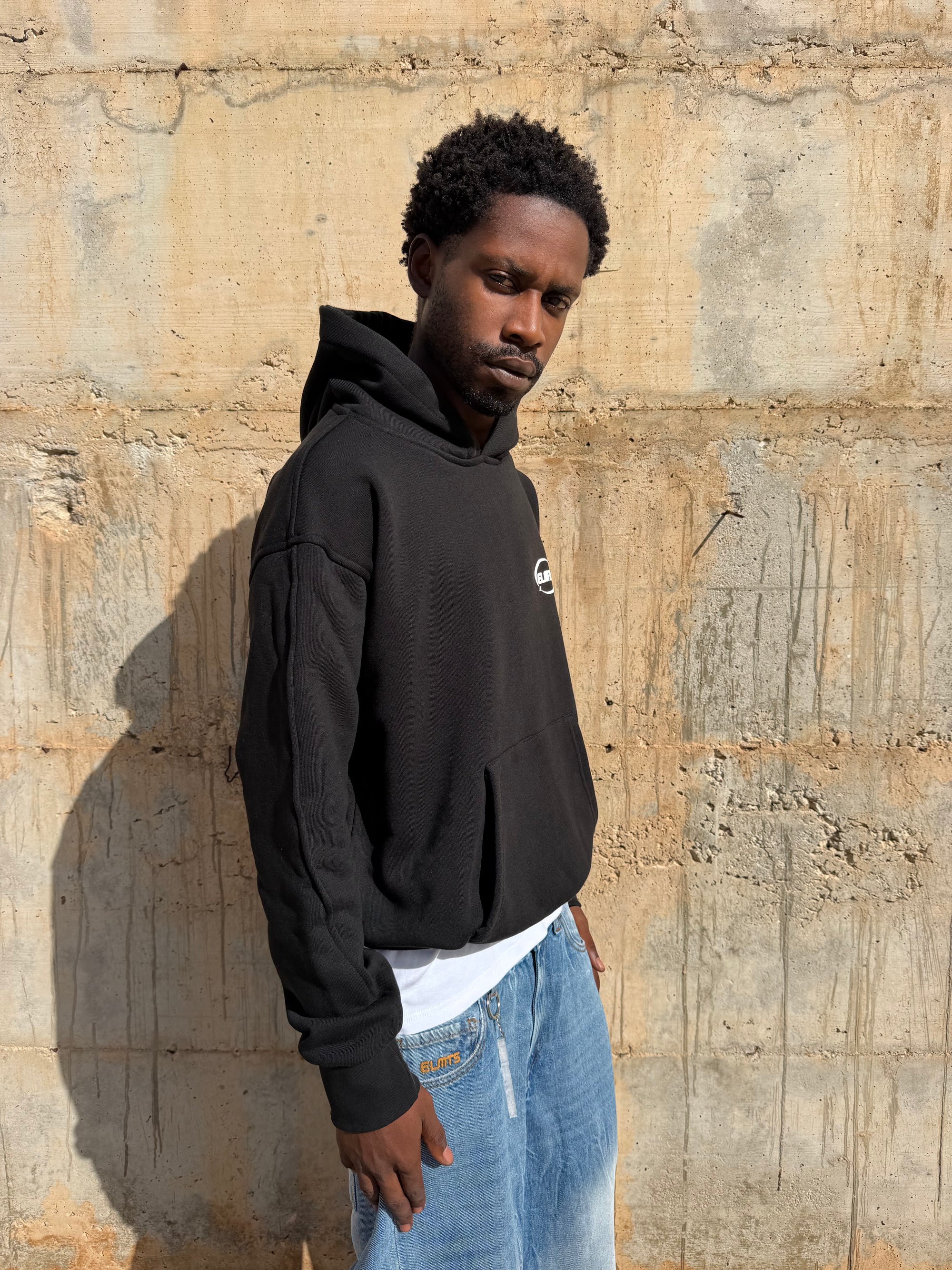 DREAMS HOODIE PITCH BLACK