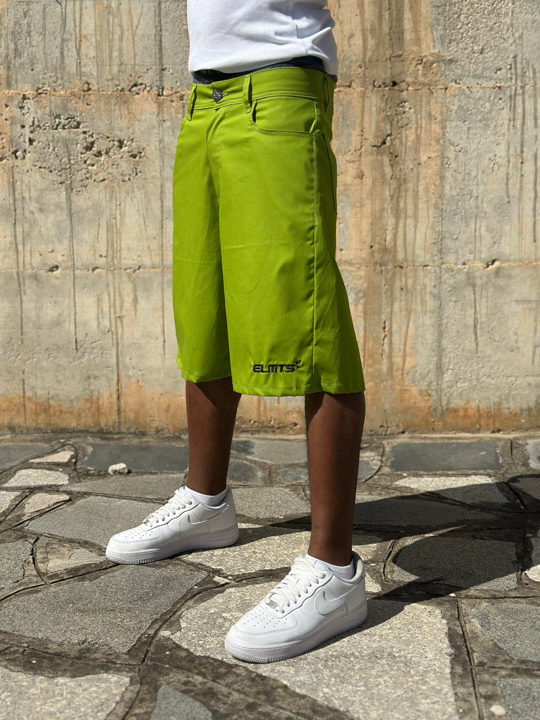 JORTS COTONE EMBROIDERED DARCK ACID