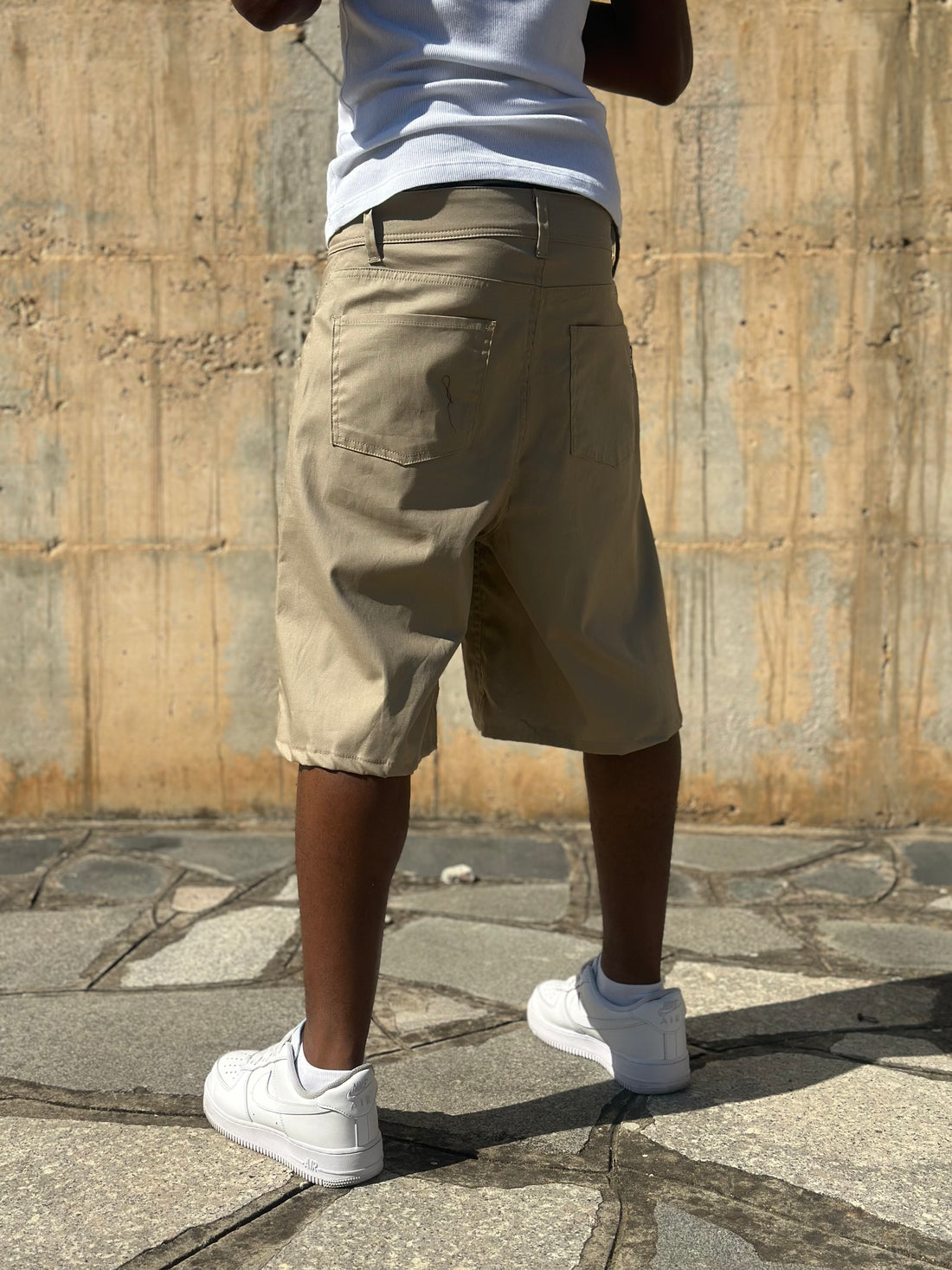 JORTS COTONE EMBROIDERED SAND