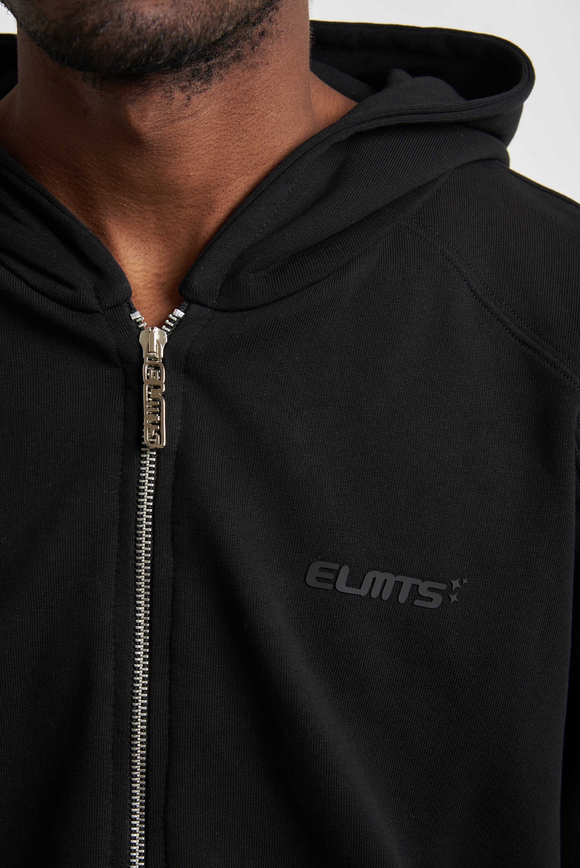 HOODIE ESSENTIAL FULL ZIP BLACK